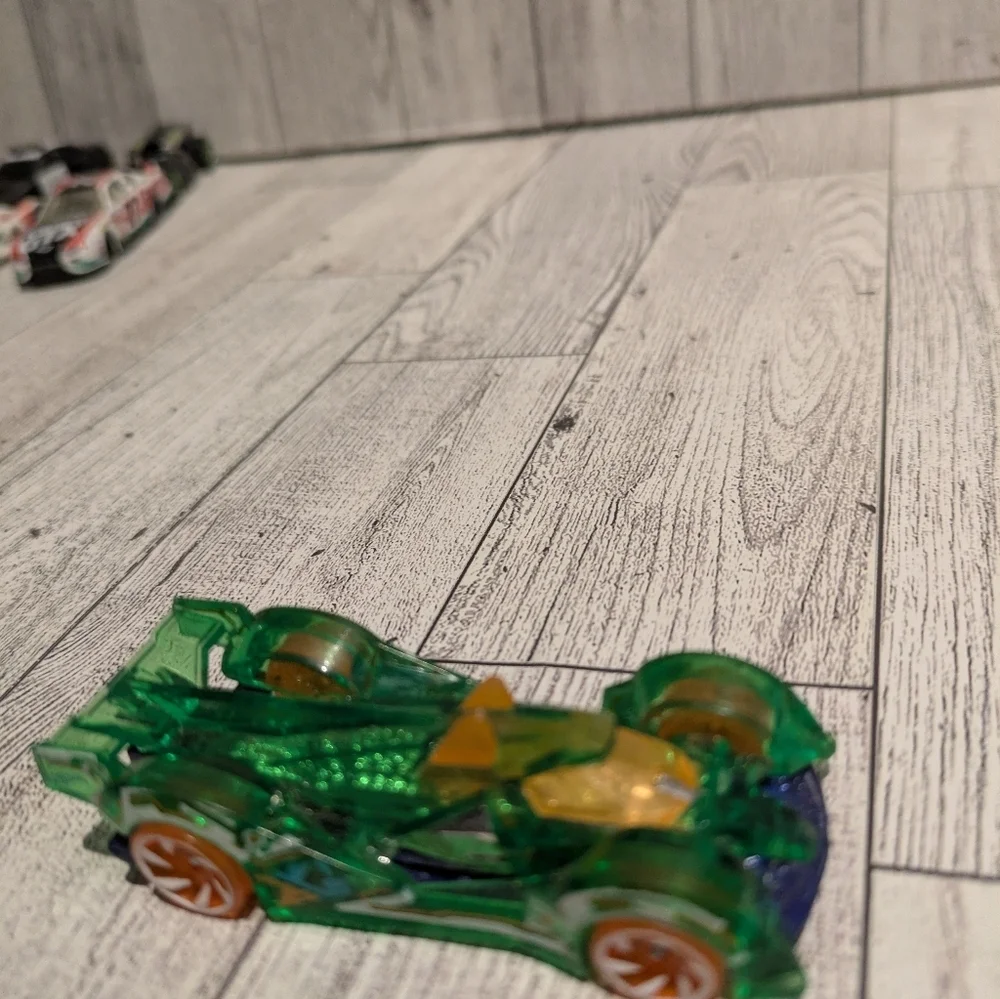 hot Wheels Green Transparent Racing Car Toy with Orange Accents - Kids ehicles